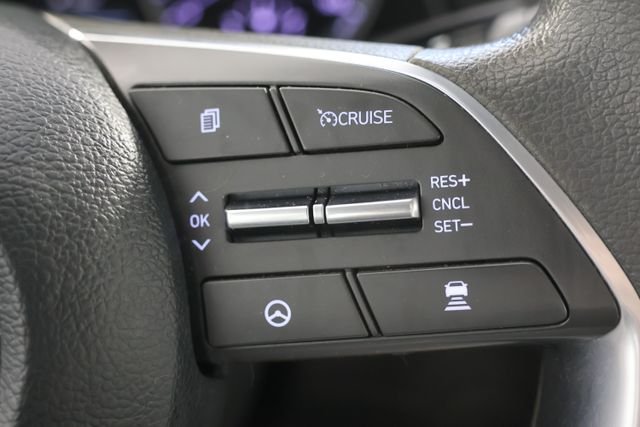Used 2023 Gray Hyundai SEL image 12