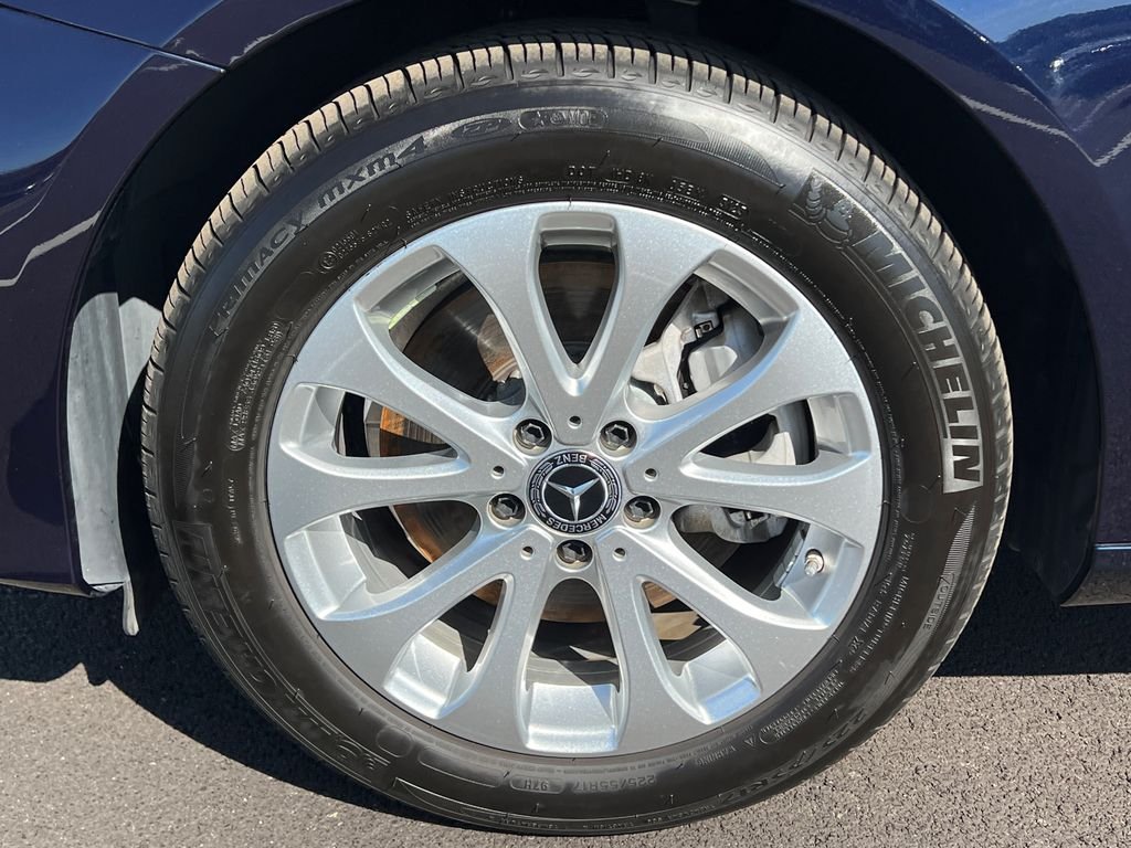 Used 2019  Mercedes-Benz E 300 image 34