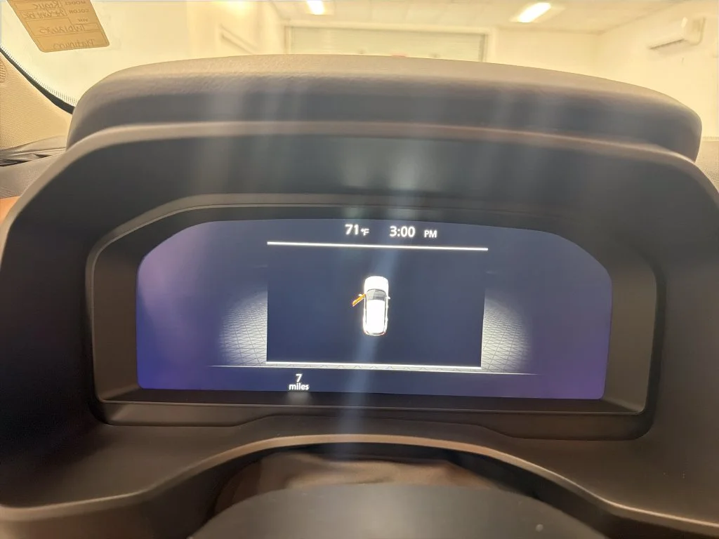 New 2026 Everest White Pearl TriCoat / Super Black Two-tone Nissan Platinum image 15
