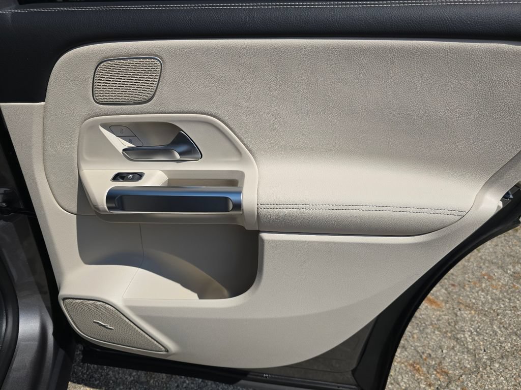 New 2026 Mountain Grey Metallic Mercedes-Benz GLB 250 image 61