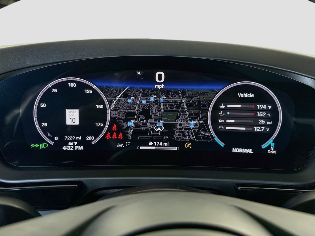Used 2024  Porsche S image 34