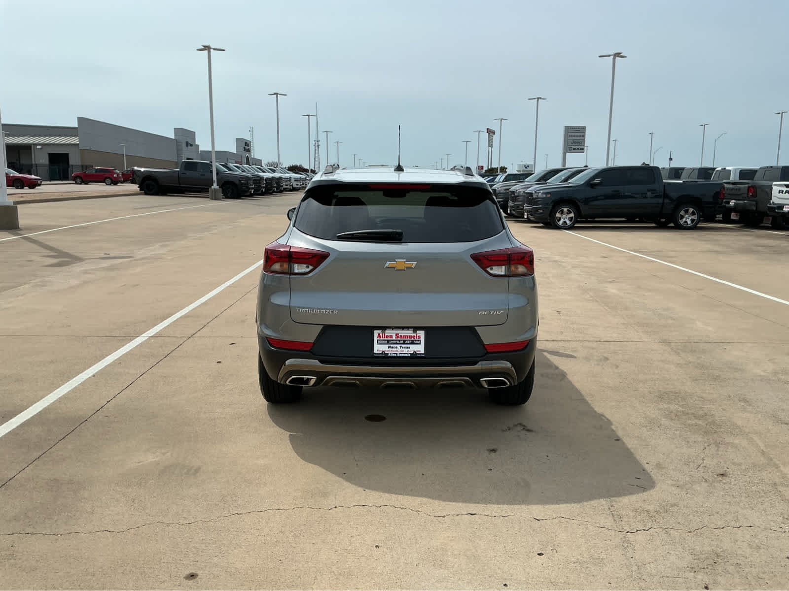 Used 2023 Sterling Gray Metallic Chevrolet ACTIV image 7