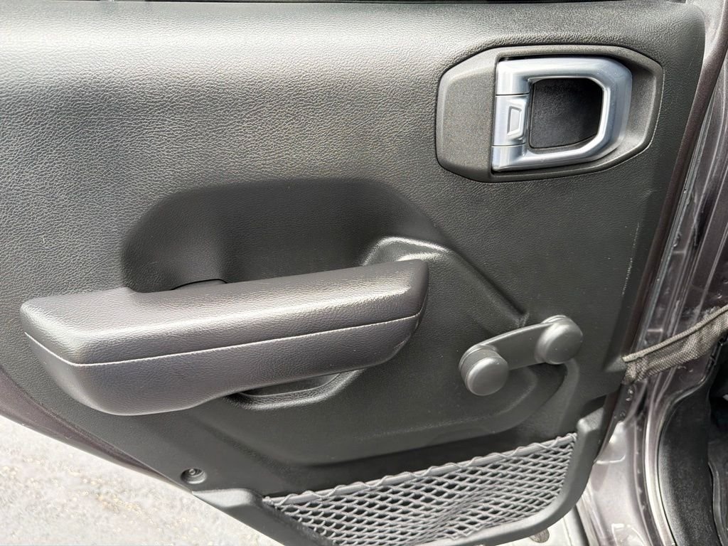 Used 2020 Gray Jeep Unlimited Sport image 12