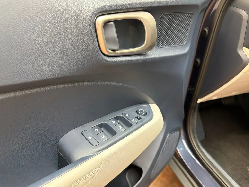 New 2026 Denim W/White Roof Hyundai SEL image 23
