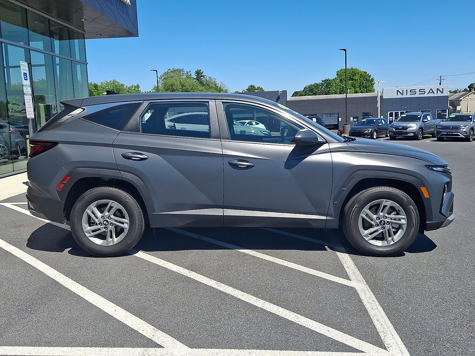 2025 Hyundai Tucson SE - Photo 7