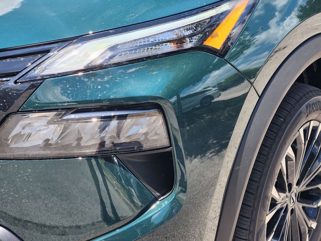 New 2026 Obsidian Green Pearl Nissan Dark Armor™ image 8