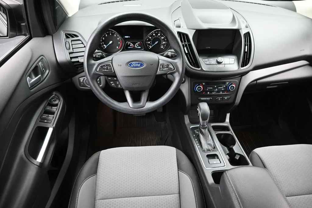 Used 2019 Gray Ford SE image 14