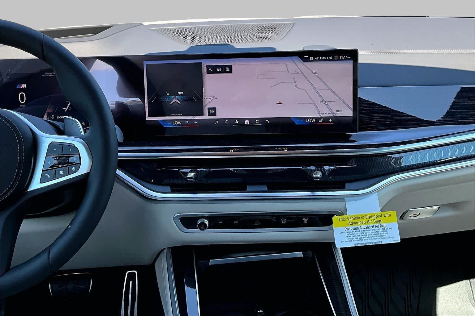 New 2026 Mineral White Metallic BMW xDrive40i image 6