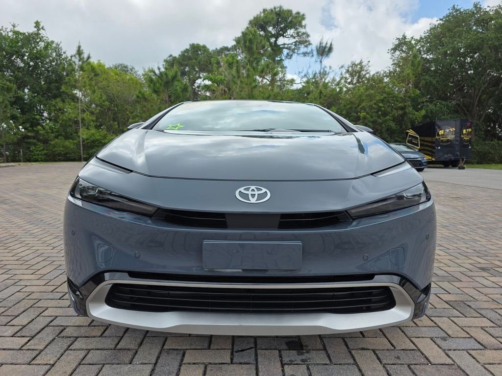 Used 2024 Toyota Prius Prime XSE with VIN JTDACACU0R3039263 for sale in Stuart, FL