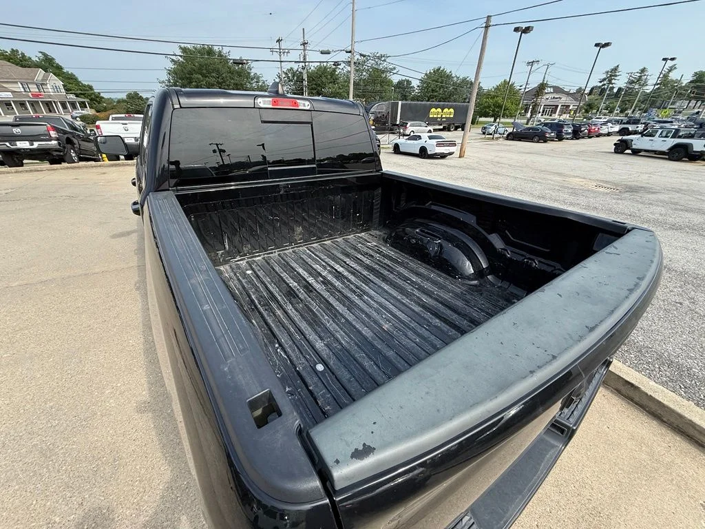 Used 2022 Black Ram Big Horn/Lone Star image 8