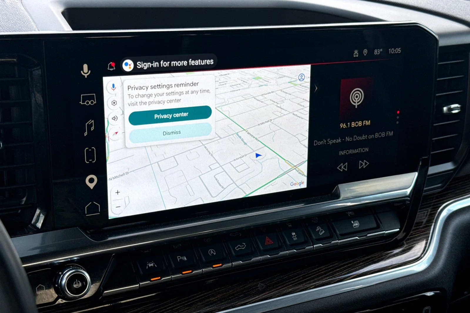 Used 2025  GMC Elevation image 17