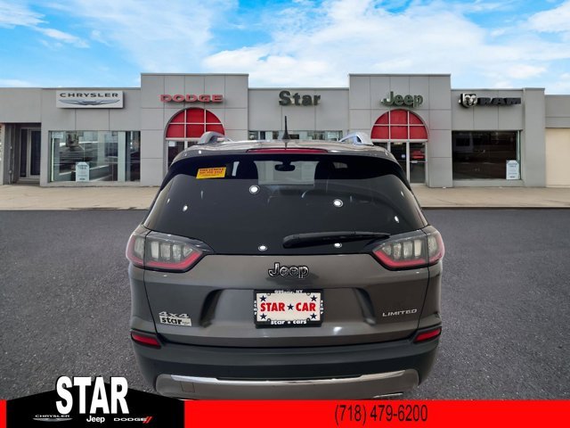 Used 2019 Granite Crystal Metallic Clearcoat Jeep Limited image 6