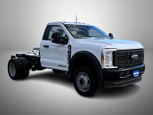 2026 Ford F-450 Super Duty Chassis Cab XL - Photo 13