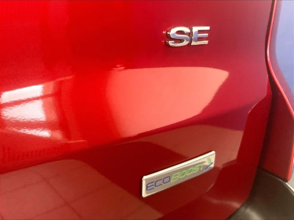 Used 2019 Red Ford SE image 30