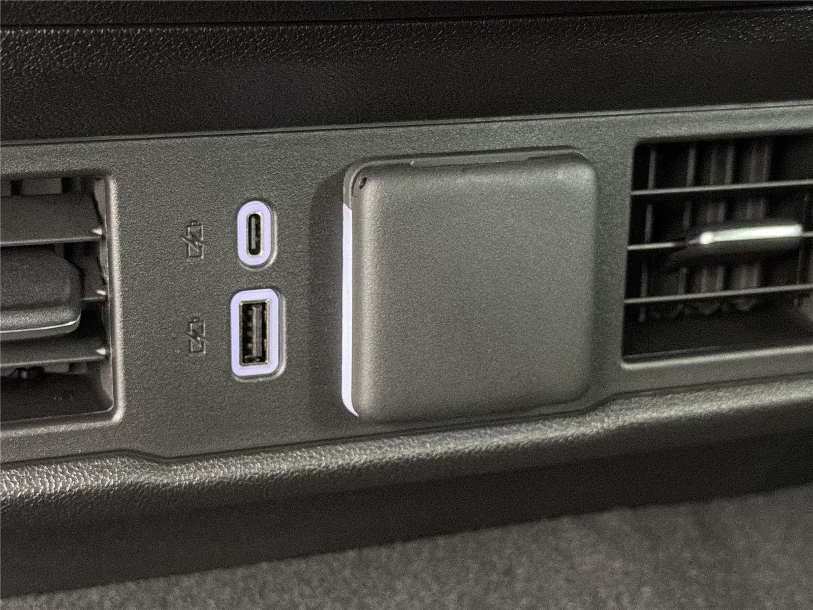 2026 GMC Sierra 1500 SLT - Photo 20