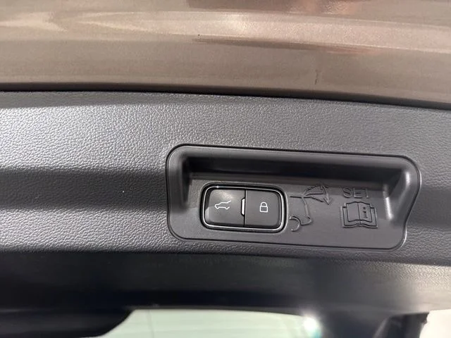 Used 2021 Gray Ford Platinum image 13