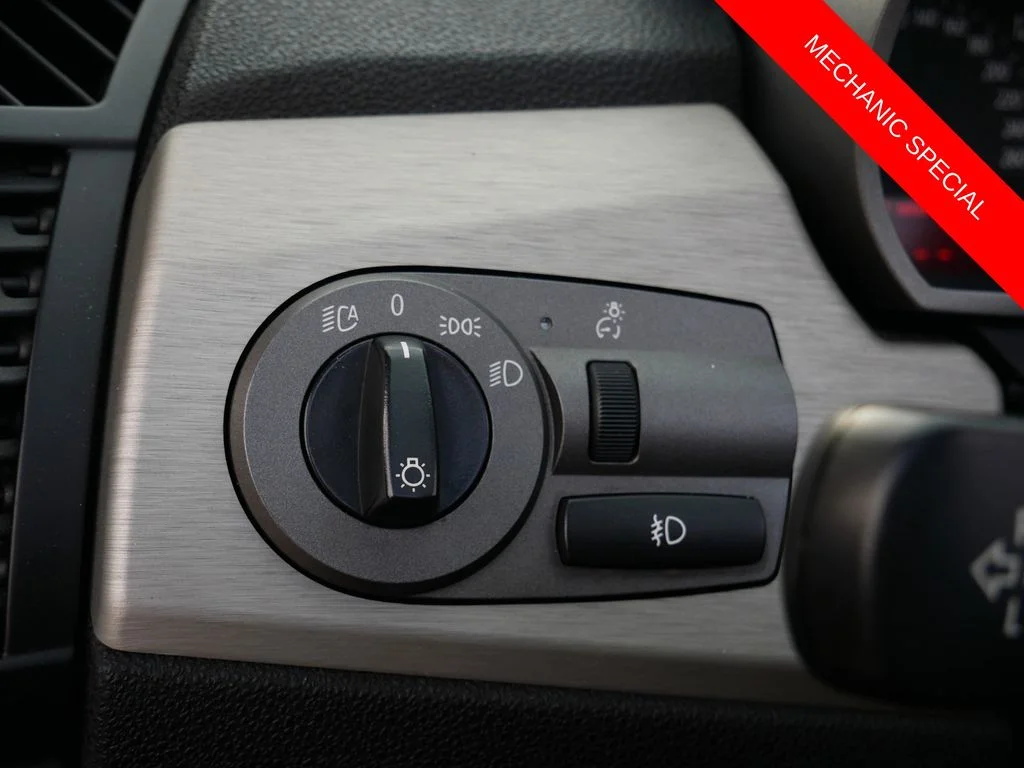 Used 2004  BMW 2.5i image 15