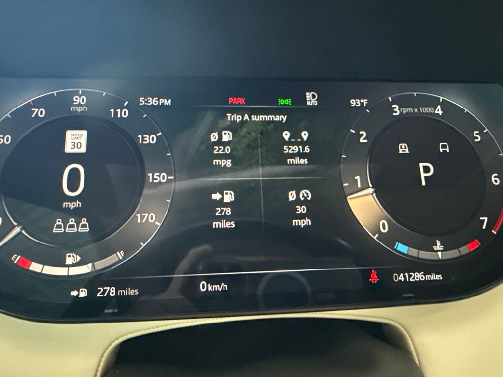 Used 2023 Black Land Rover SE image 22
