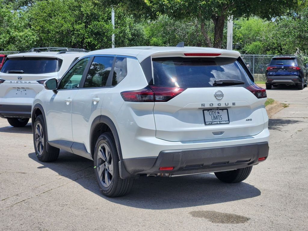 New 2026 Everest White Pearl TriCoat Nissan SV image 5