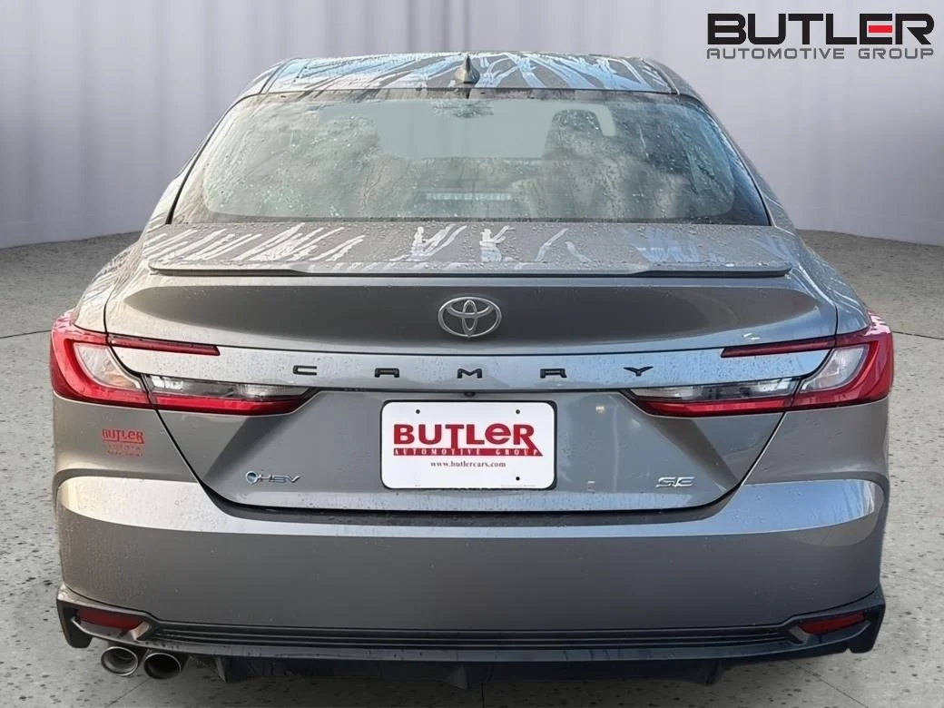 Certified Used 2025 Heavy Metal Toyota SE image 5