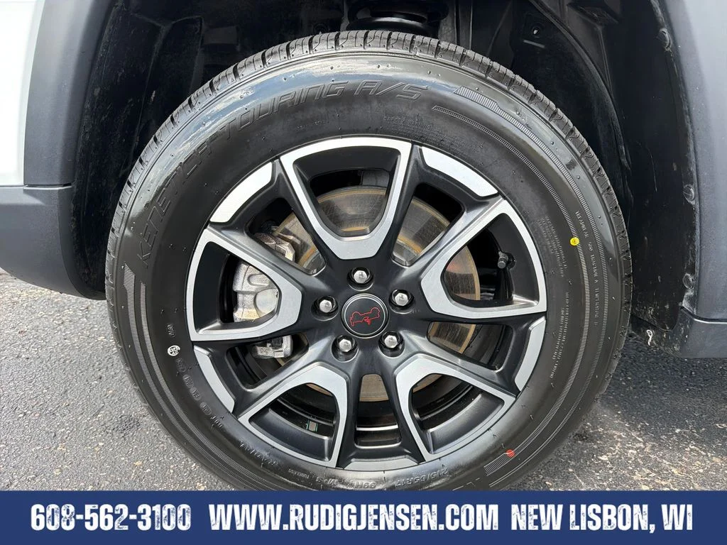 Used 2025 Bright White Clearcoat Jeep Trailhawk image 25