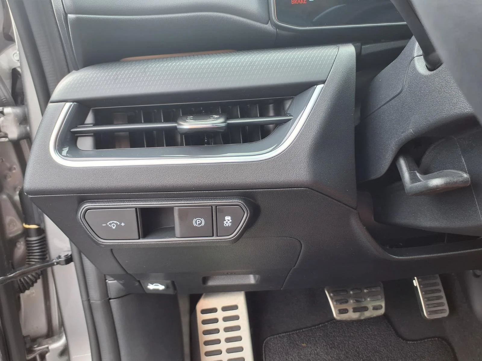 New 2026 Steel Gray Kia GT-Line Turbo image 21