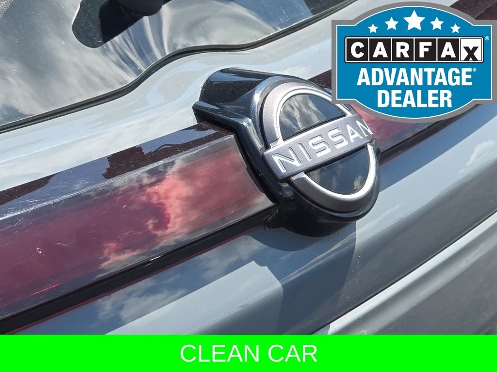 Used 2024 Gray Nissan SR image 13