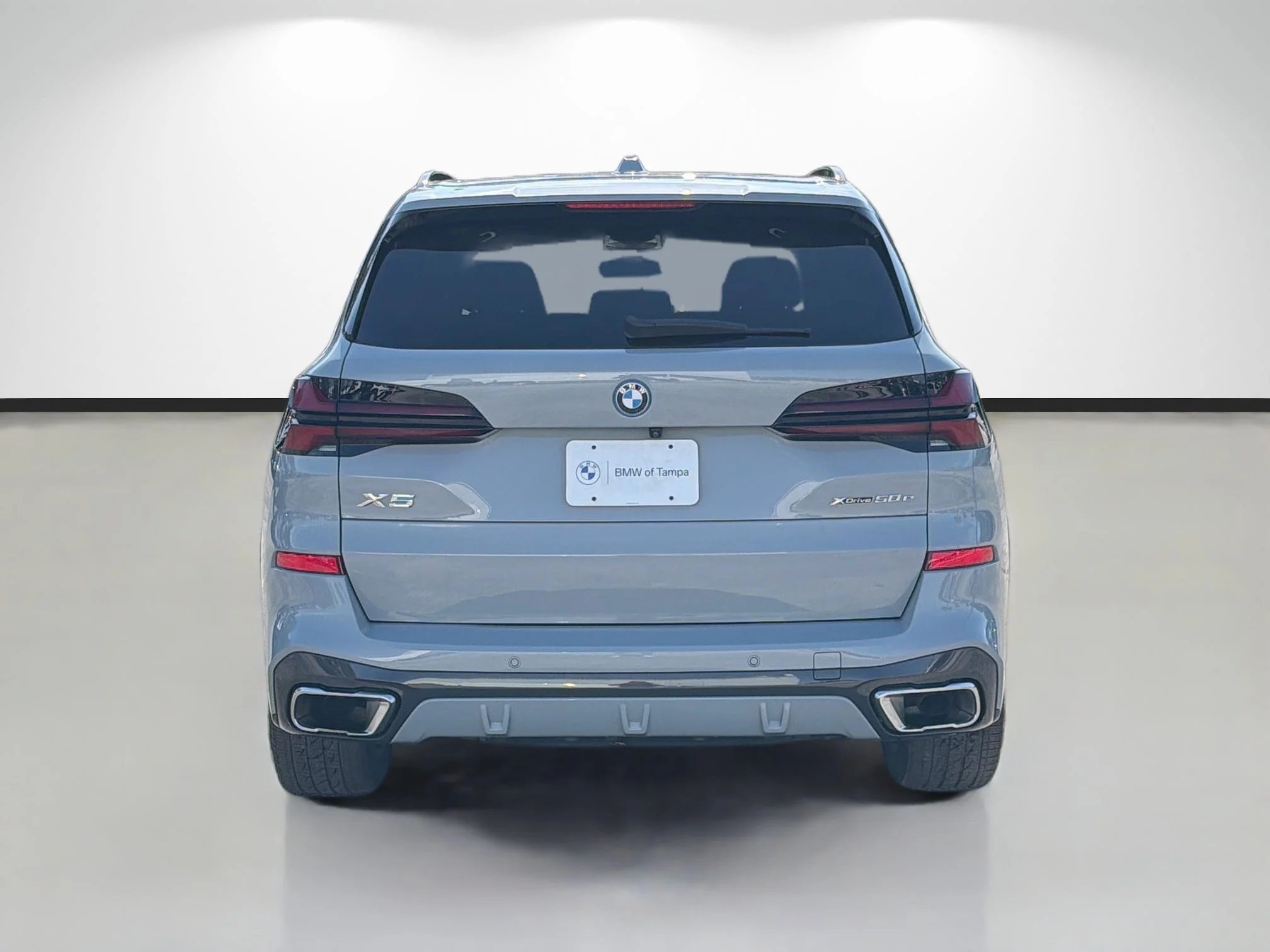 Used 2024 Brooklyn Grey Metallic BMW xDrive50e image 4