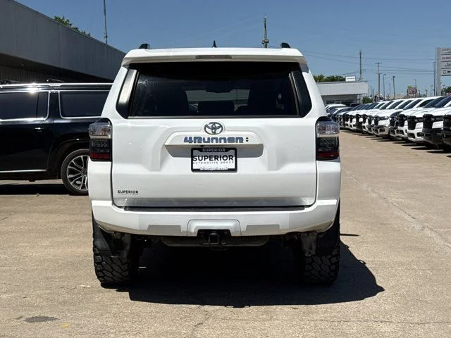 Used 2021 White Toyota SR5 image 4