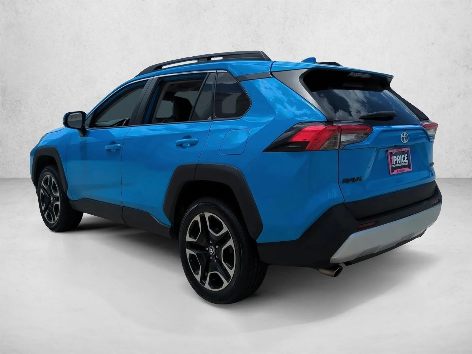 Used 2020 Blue Flame Toyota Adventure image 8