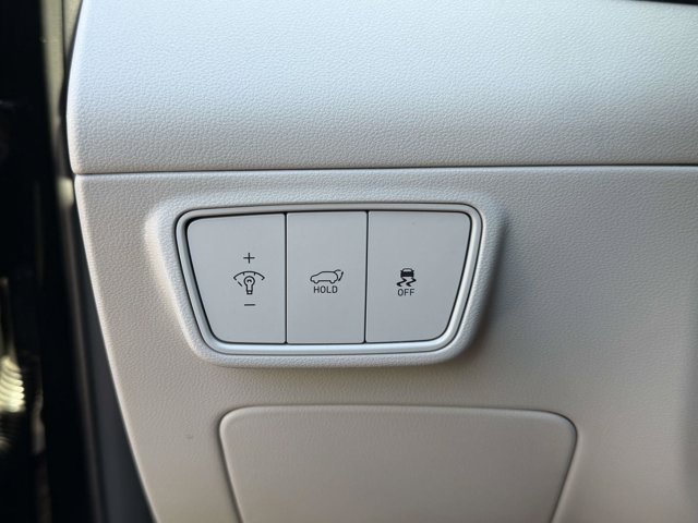 Used 2024 Black Pearl Hyundai SEL image 19