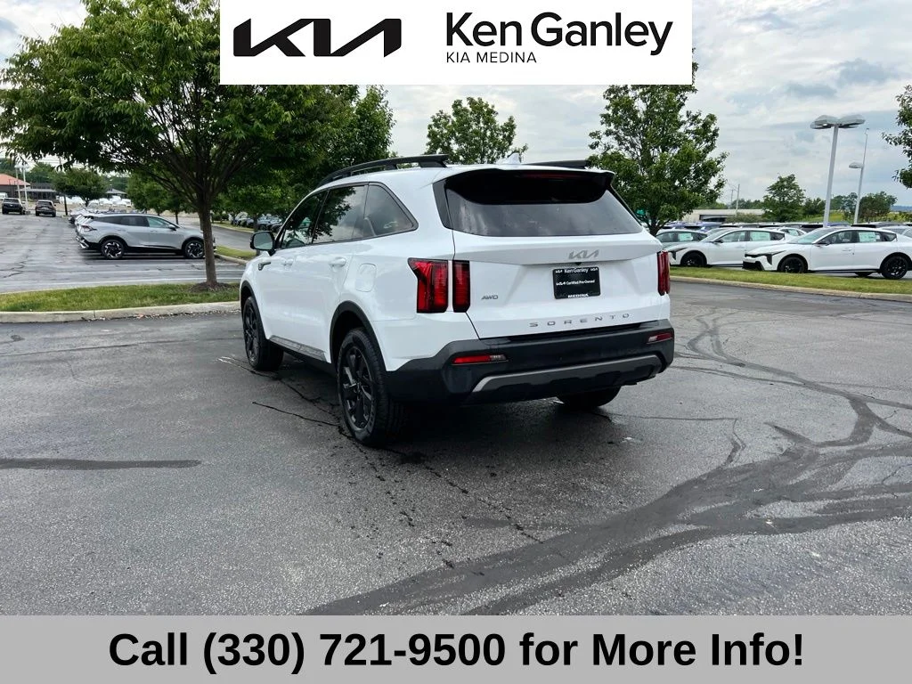 Certified Used 2022 White Kia S image 13