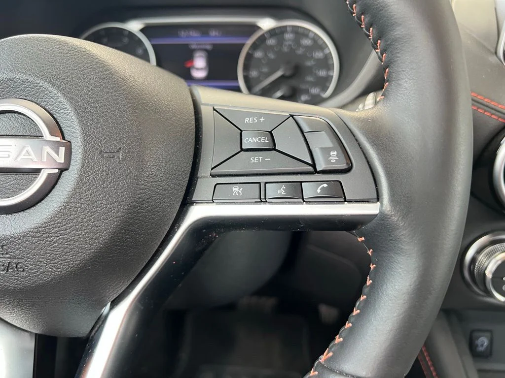 Used 2025 Gray Nissan SR image 15