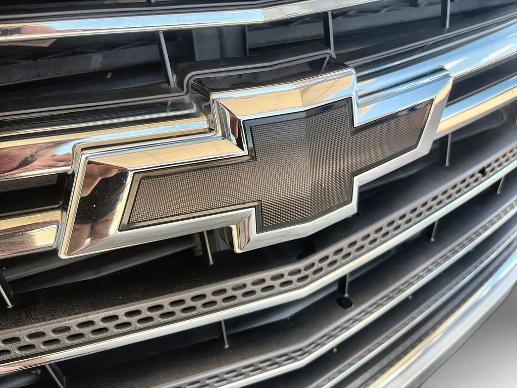 Used 2018 Silver Chevrolet LT image 33