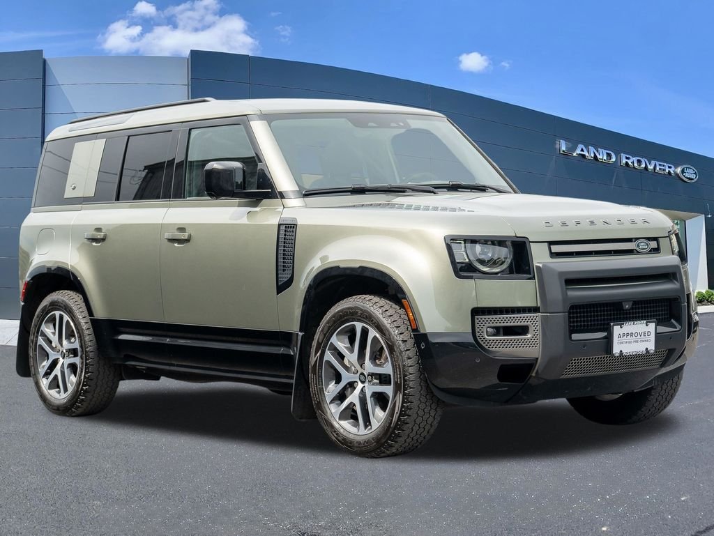 Used 2024 Green Land Rover X-Dynamic SE image 3