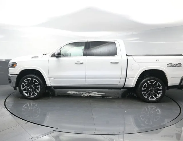 Used 2025 White Ram Limited image 4