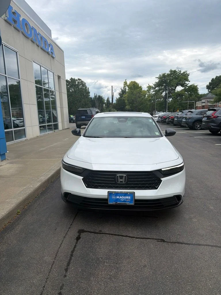 New 2026 Platinum White Pearl Honda Sport-L Hybrid image 2