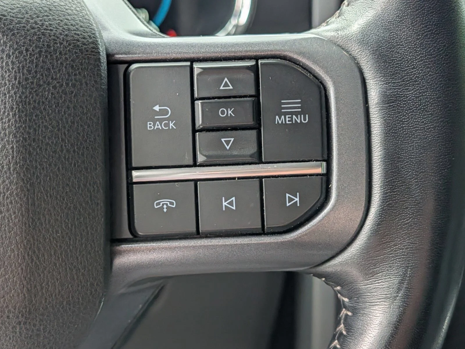Used 2023 Red Ford LARIAT image 30