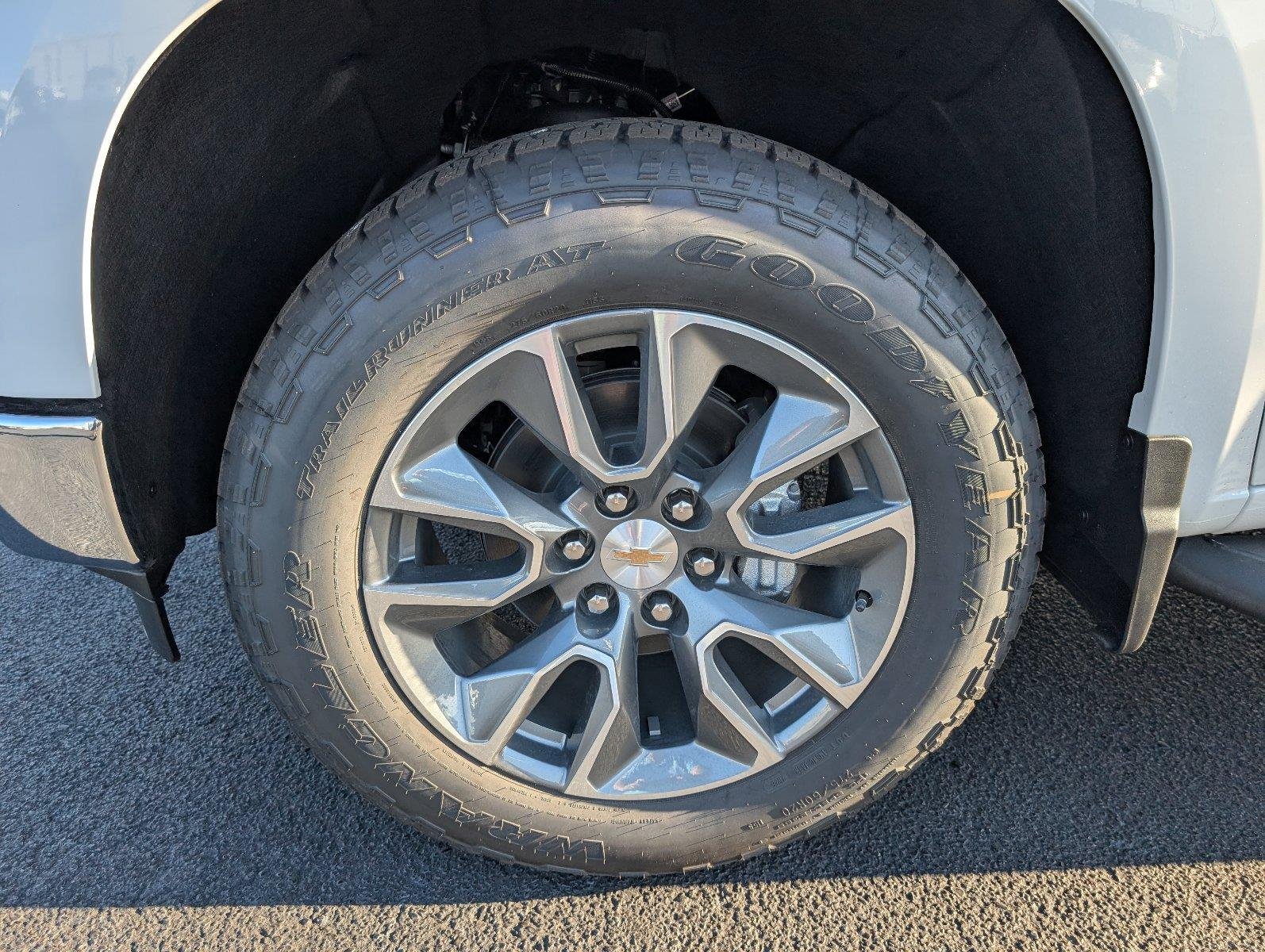 Used 2023 SUMMIT WHITE Chevrolet LTZ image 11