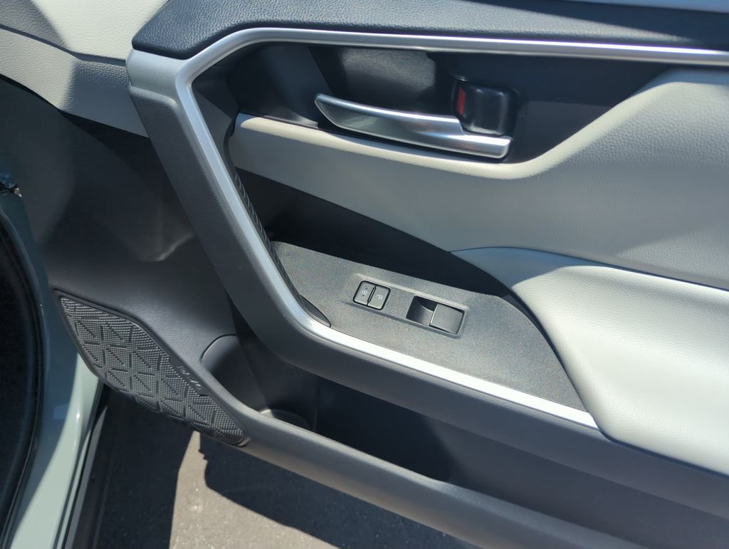 Used 2023 Green Toyota XLE image 36