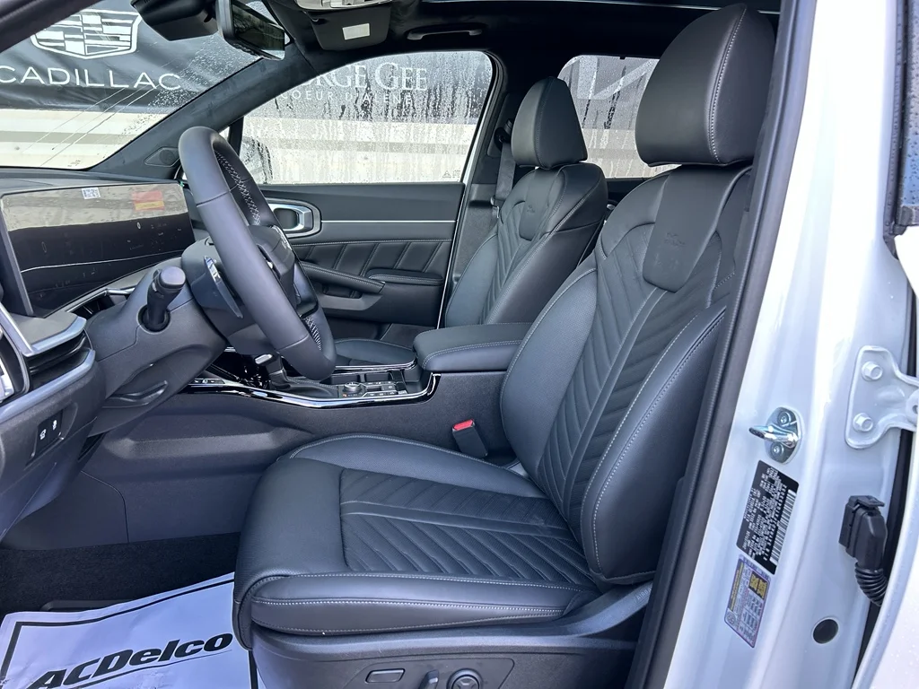 New 2026 Glacial White Pearl Kia X-Line SX Prestige image 11