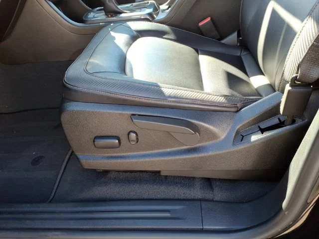 2022 GMC Canyon AT4 - Photo 14