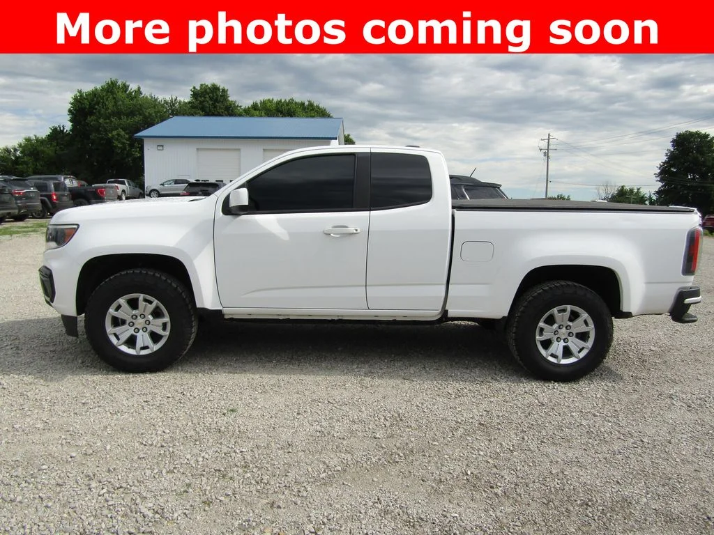 Used 2021 Summit White Chevrolet LT image 2