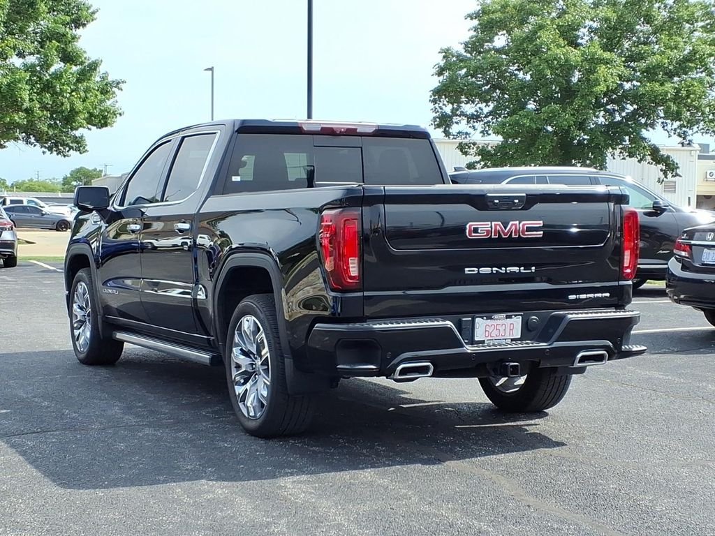 Used 2024 Onyx Black GMC Denali image 15