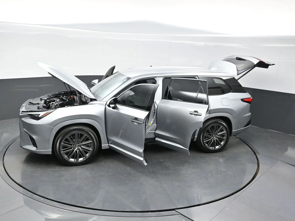Used 2024 Silver Lexus 550h+ Luxury image 51