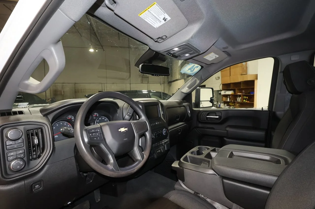 Used 2024 Summit White Chevrolet Custom image 9