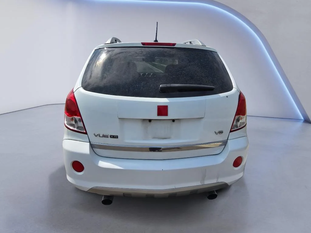 Used 2008 Polar White Saturn XR image 5