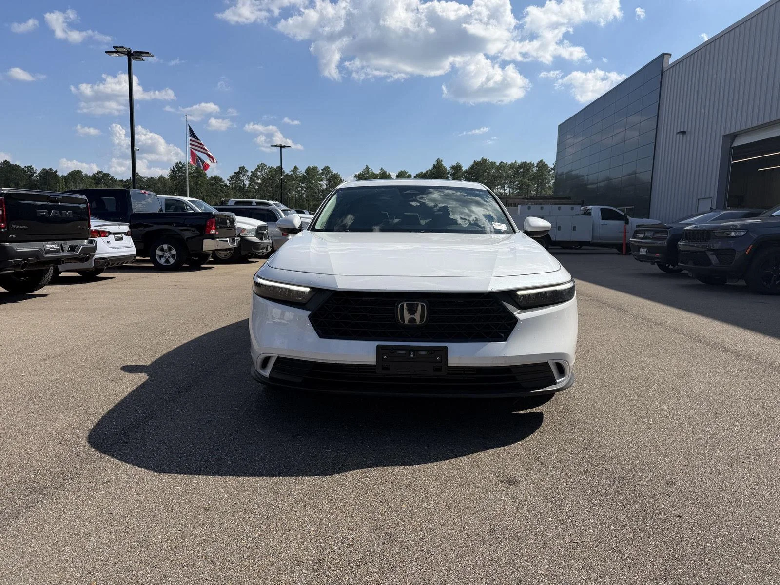 Used 2024 Platinum White Pearl Honda EX image 2