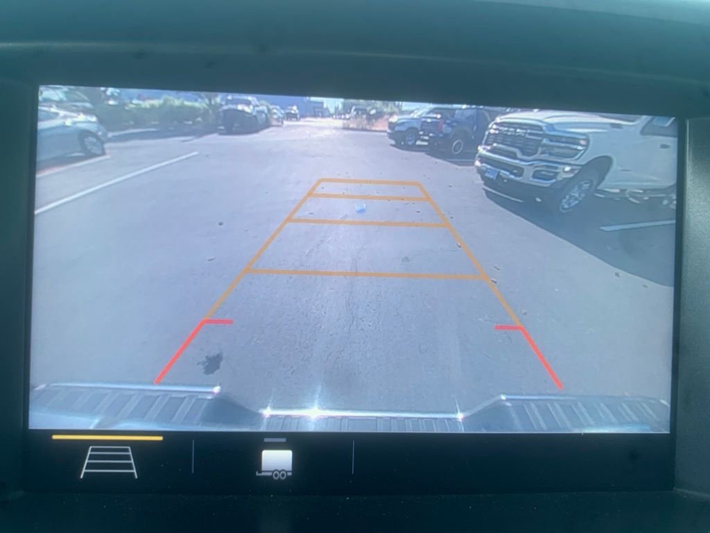 Used 2019 Blue GMC SLE1 image 21