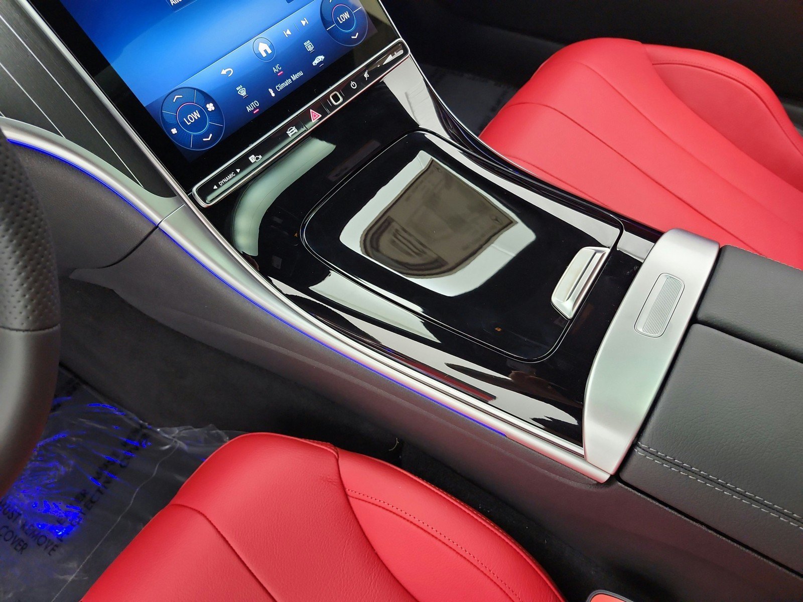 New 2026 Cirrus Silver Metallic Mercedes-Benz CLE 300 4MATIC® Coupe image 30